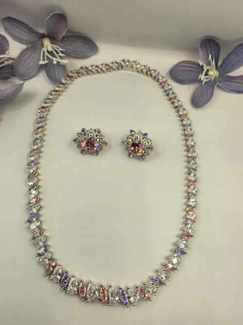 WG Crystal Necklace Set