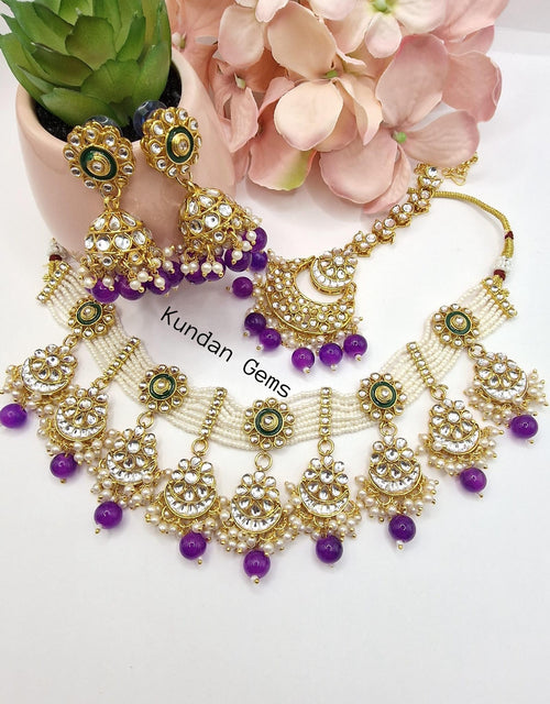 Kundan Droplet Choker Set