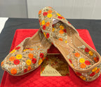 Multi Flowered Punjabi Jutti