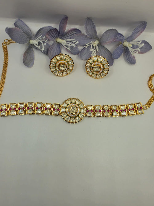 22k Gold Polish Sunehri Kundan Choker Set