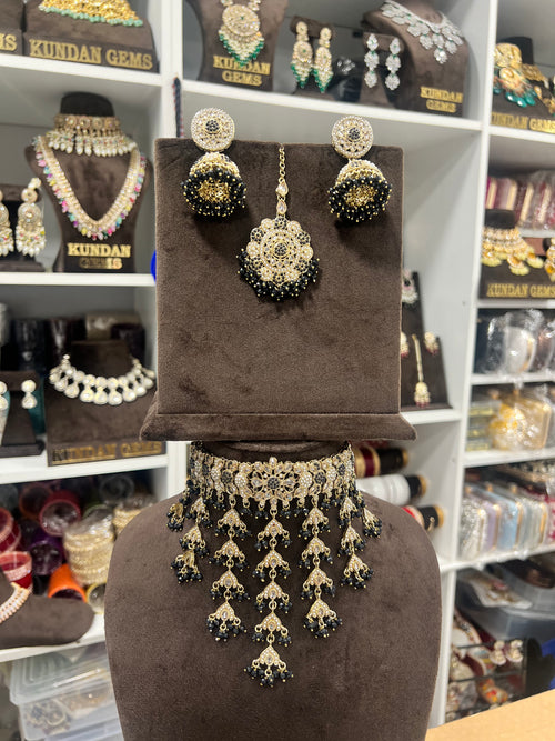 Black Reverse AD Polki Waterfall Style Choker Set