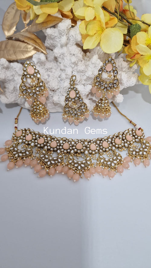 Kundan Peach Collar Style Set