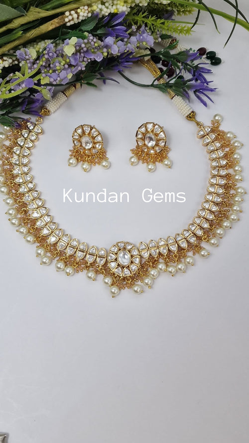 Uncut Kundan Slim Line Necklace Set