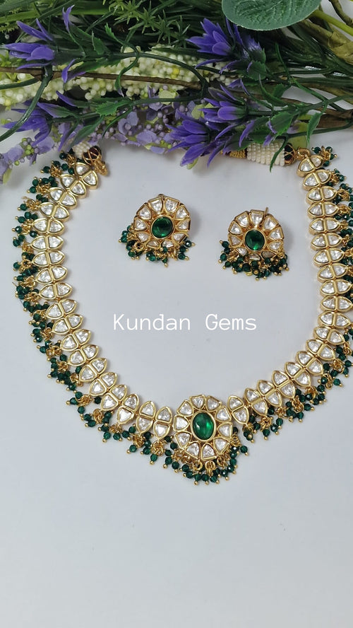 Uncut Kundan Slim Line Necklace Set