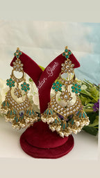 Jade green earrings with sahare