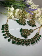 Bottle green polki necklace set